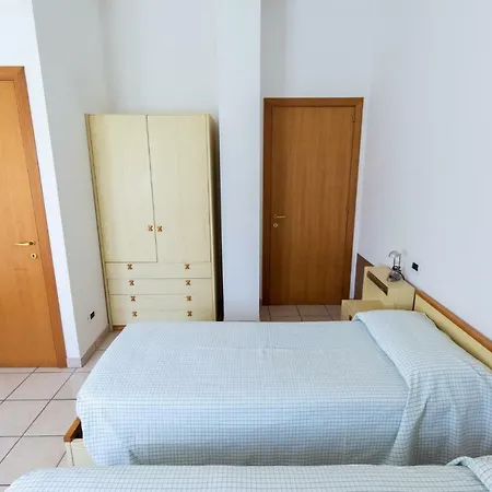 La Casa Del Sole - Fronte Mare Apartment *